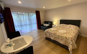 Cascades Motor Lodge